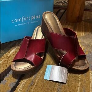 Predictions Red Sandals Comfort Plus Cushioned Footbeds